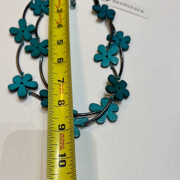 NWT Decouture Double Layer Teal Floral Statement Necklace - Picture 2 of 6